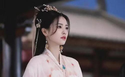 白鹿娱乐吃瓜,揭秘娱乐圈最新“吃瓜”事件